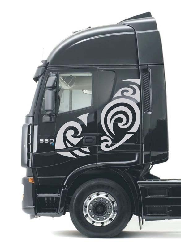 Naklejka tatoo na ciężarówke Iveco 560ES